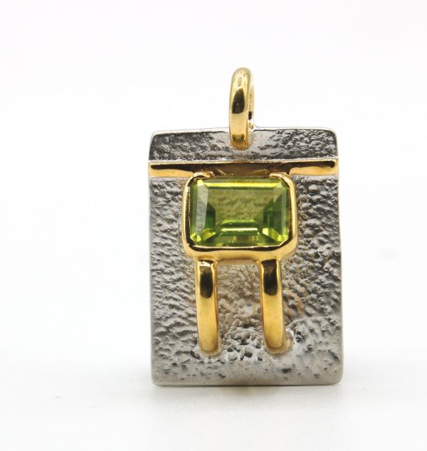 Peridot Silver pendant GWP006-0