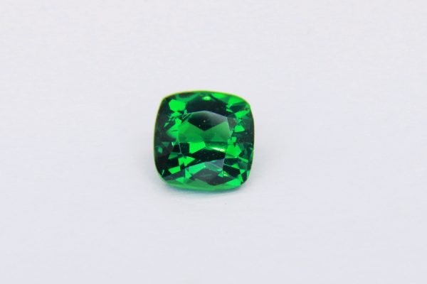 Tsavorite garnet 1.42 cushion-538