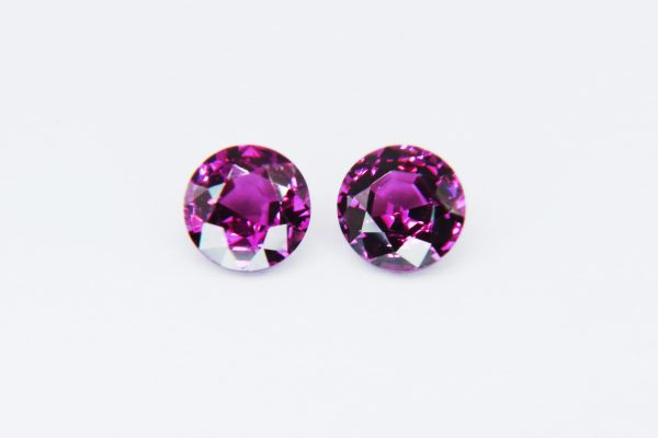 purple garnet 3.06 cts 7 mm-0