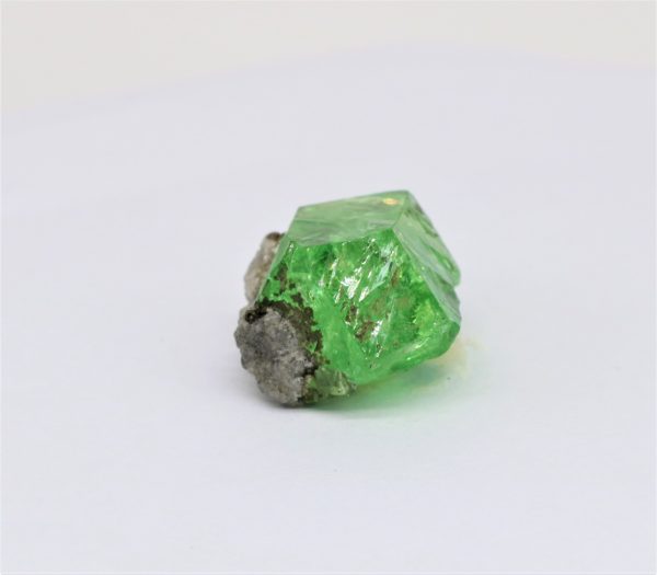 Tsavorite Mineral Specimen 30.18cts MS002A-773